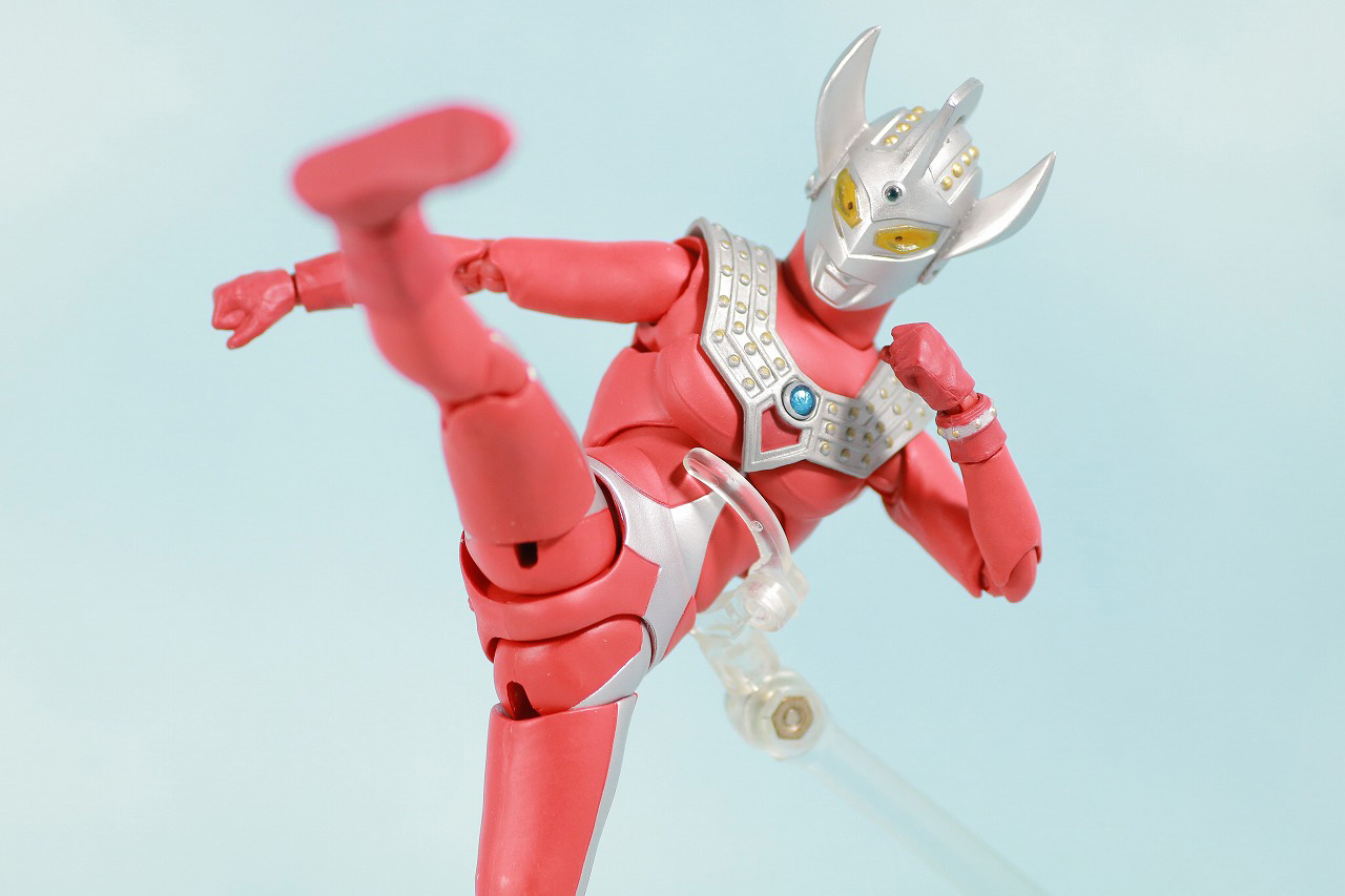 S.H.フィギュアーツ　ウルトラマンタロウ　レビュー　アクション