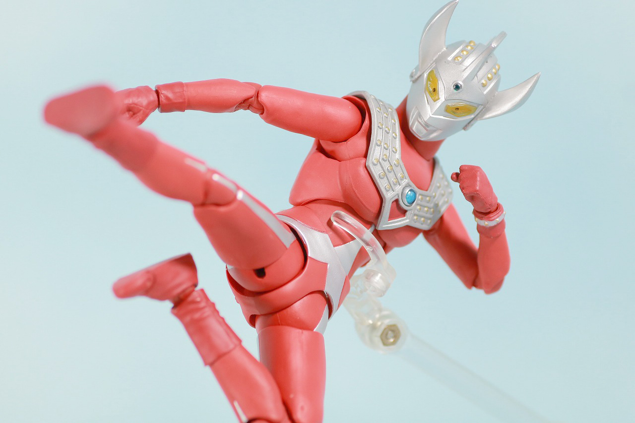 S.H.フィギュアーツ　ウルトラマンタロウ　レビュー　アクション