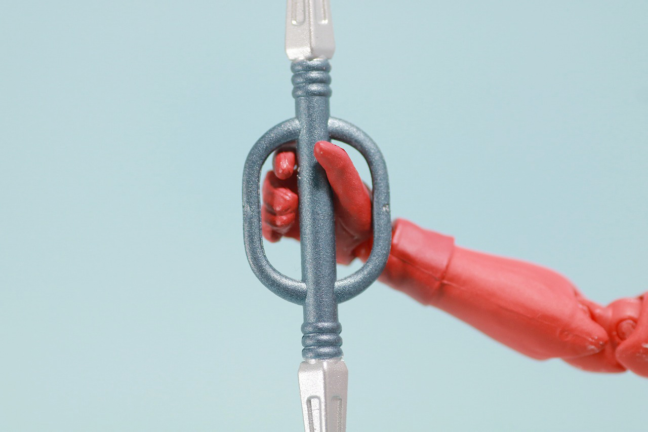 S.H.フィギュアーツ　ウルトラマンタロウ　レビュー　付属品　ブレスレットランサー