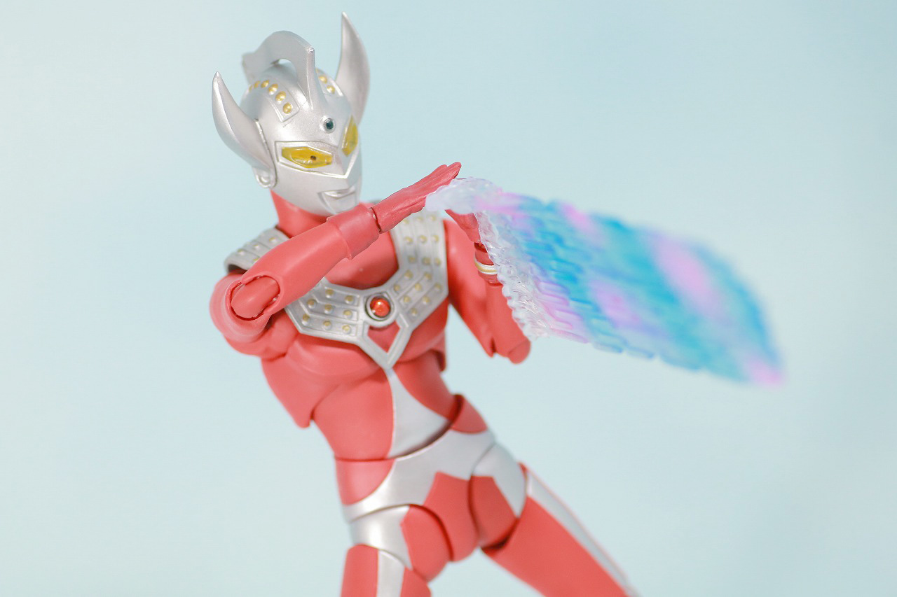 S.H.フィギュアーツ　ウルトラマンタロウ　レビュー　アクション
