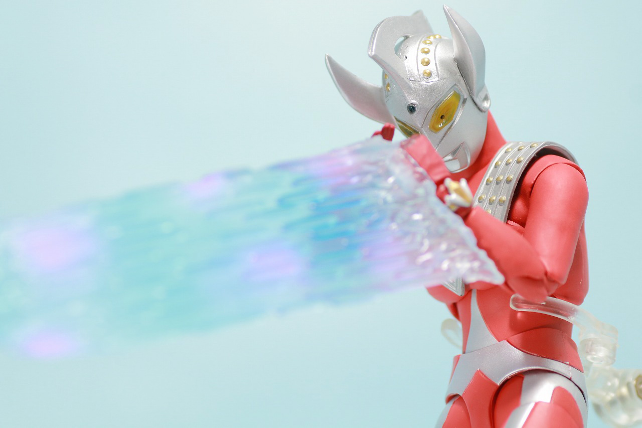 S.H.フィギュアーツ　ウルトラマンタロウ　レビュー　アクション