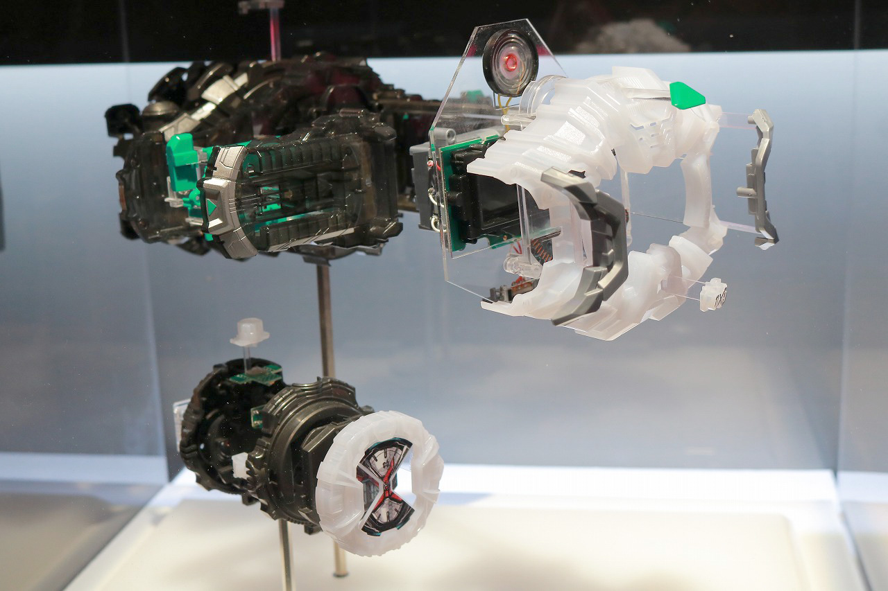 DXジクウドライバーができるまで　THE HENSHIN　レポート