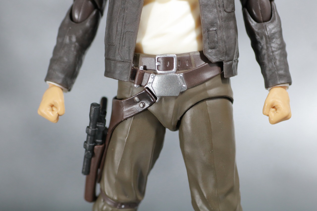 S.H.フィギュアーツ　ハン・ソロ　スターウォーズ：フォースの覚醒　レビュー　全身