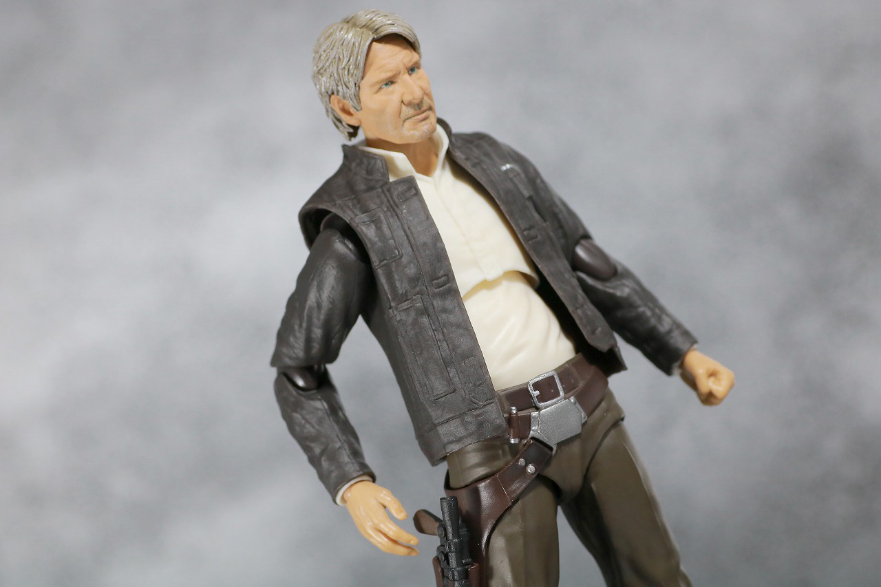 S.H.フィギュアーツ　ハン・ソロ　スターウォーズ：フォースの覚醒　レビュー　アクション