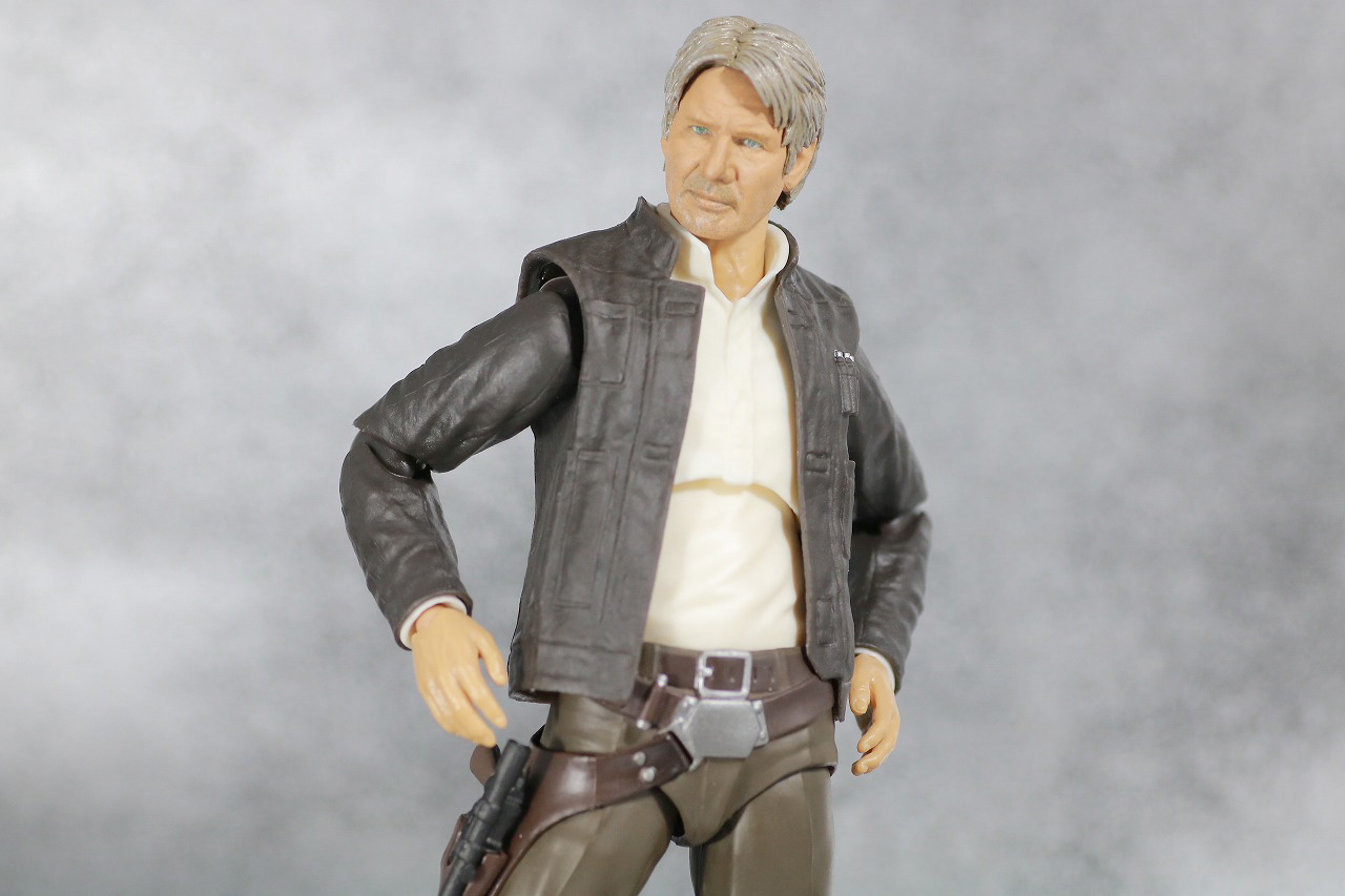 S.H.フィギュアーツ　ハン・ソロ　スターウォーズ：フォースの覚醒　レビュー　アクション