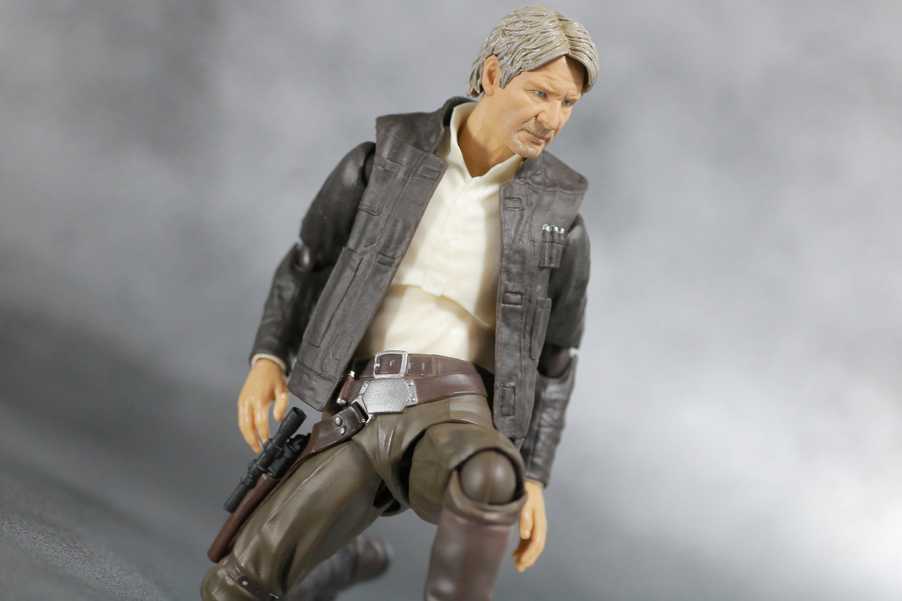 S.H.フィギュアーツ　ハン・ソロ　スターウォーズ：フォースの覚醒　レビュー　アクション
