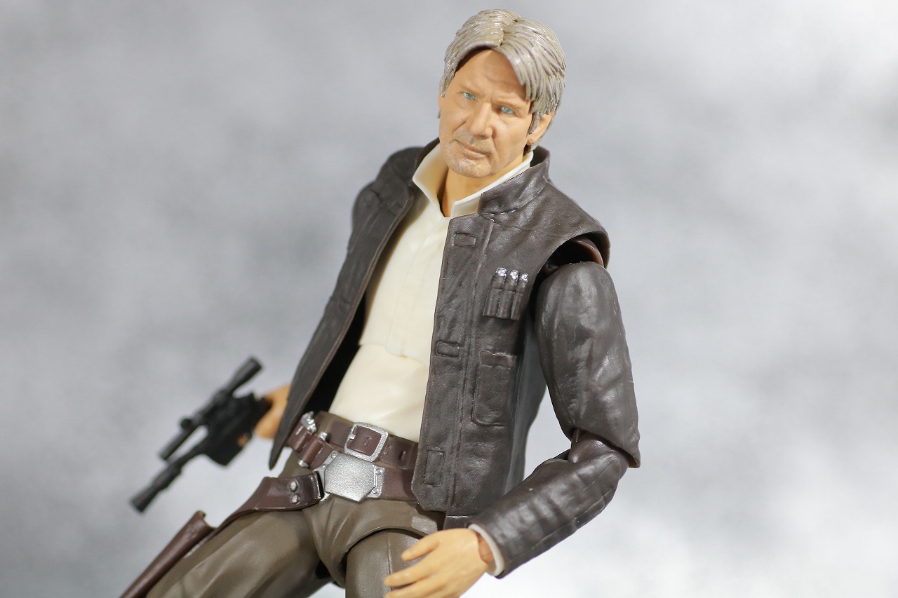S.H.フィギュアーツ　ハン・ソロ　スターウォーズ：フォースの覚醒　レビュー　アクション