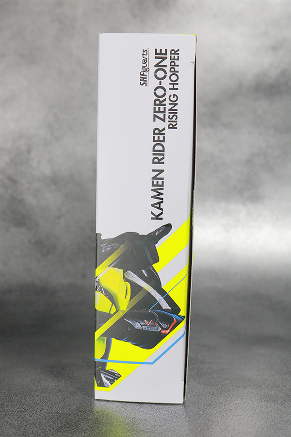 S.H.フィギュアーツ　仮面ライダーゼロワン　ライジングホッパー　レビュー　パッケージ
