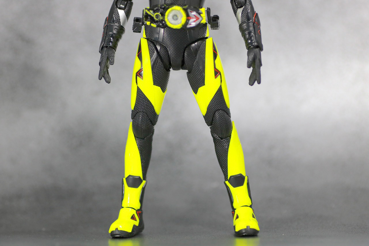 S.H.フィギュアーツ　仮面ライダーゼロワン　ライジングホッパー　レビュー　全身