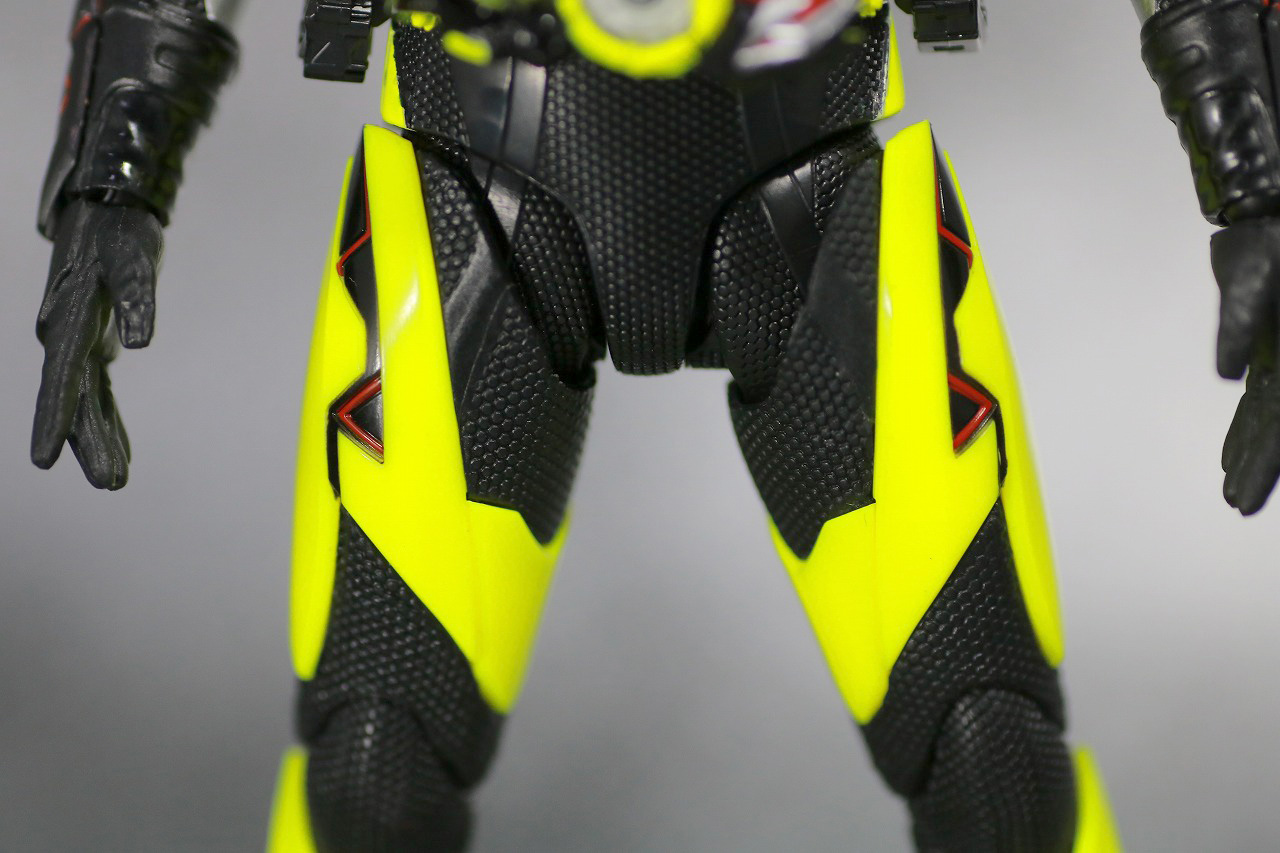 S.H.フィギュアーツ　仮面ライダーゼロワン　ライジングホッパー　レビュー　全身