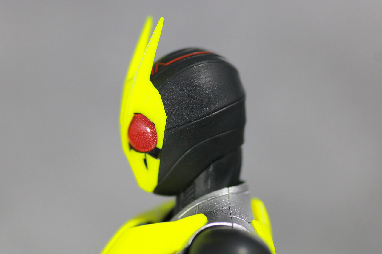 S.H.フィギュアーツ　仮面ライダーゼロワン　ライジングホッパー　レビュー　全身