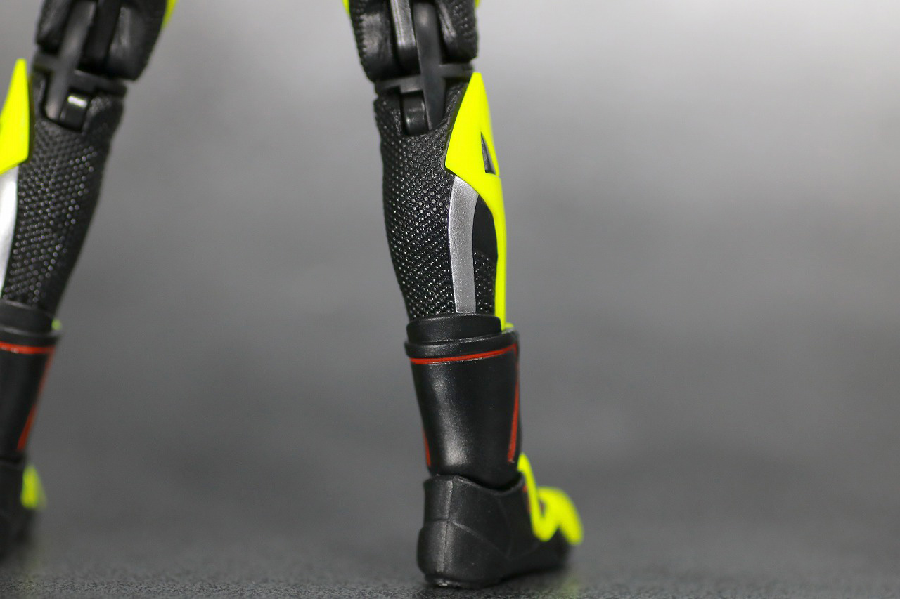 S.H.フィギュアーツ　仮面ライダーゼロワン　ライジングホッパー　レビュー　全身