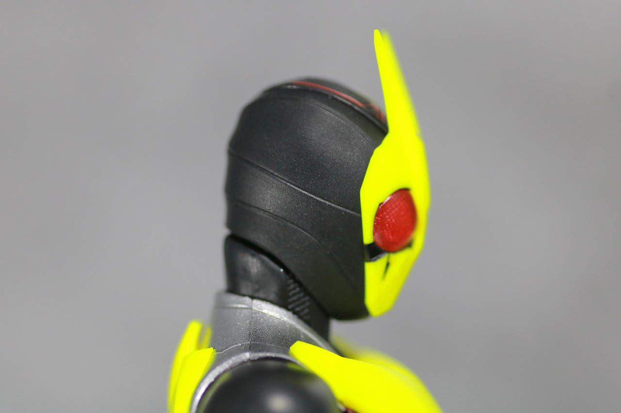 S.H.フィギュアーツ　仮面ライダーゼロワン　ライジングホッパー　レビュー　全身