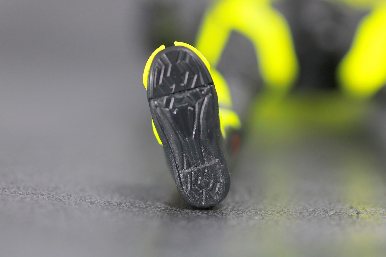 S.H.フィギュアーツ　仮面ライダーゼロワン　ライジングホッパー　レビュー　全身