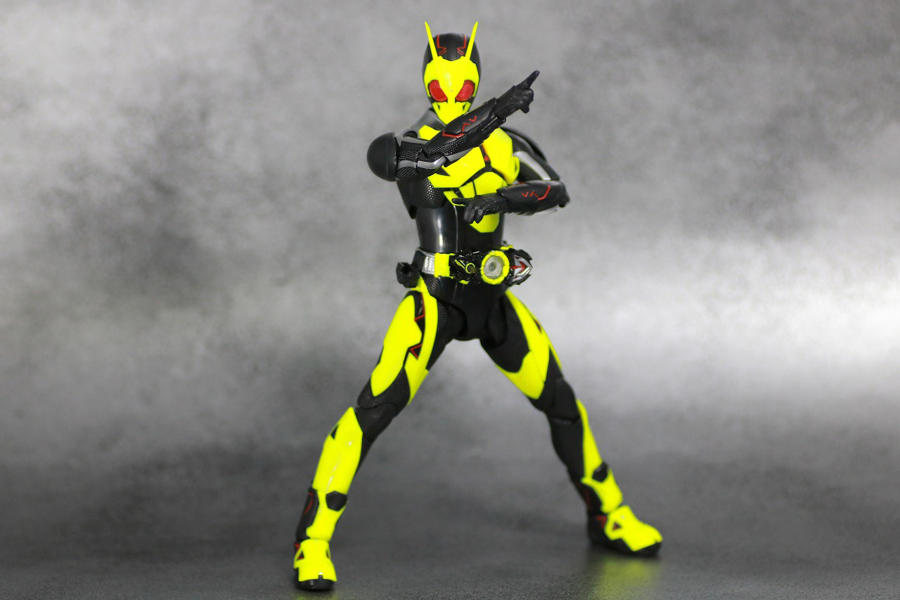 S.H.フィギュアーツ　仮面ライダーゼロワン　ライジングホッパー　レビュー　アクション