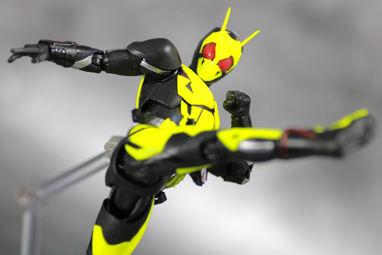 S.H.フィギュアーツ　仮面ライダーゼロワン　ライジングホッパー　レビュー　アクション