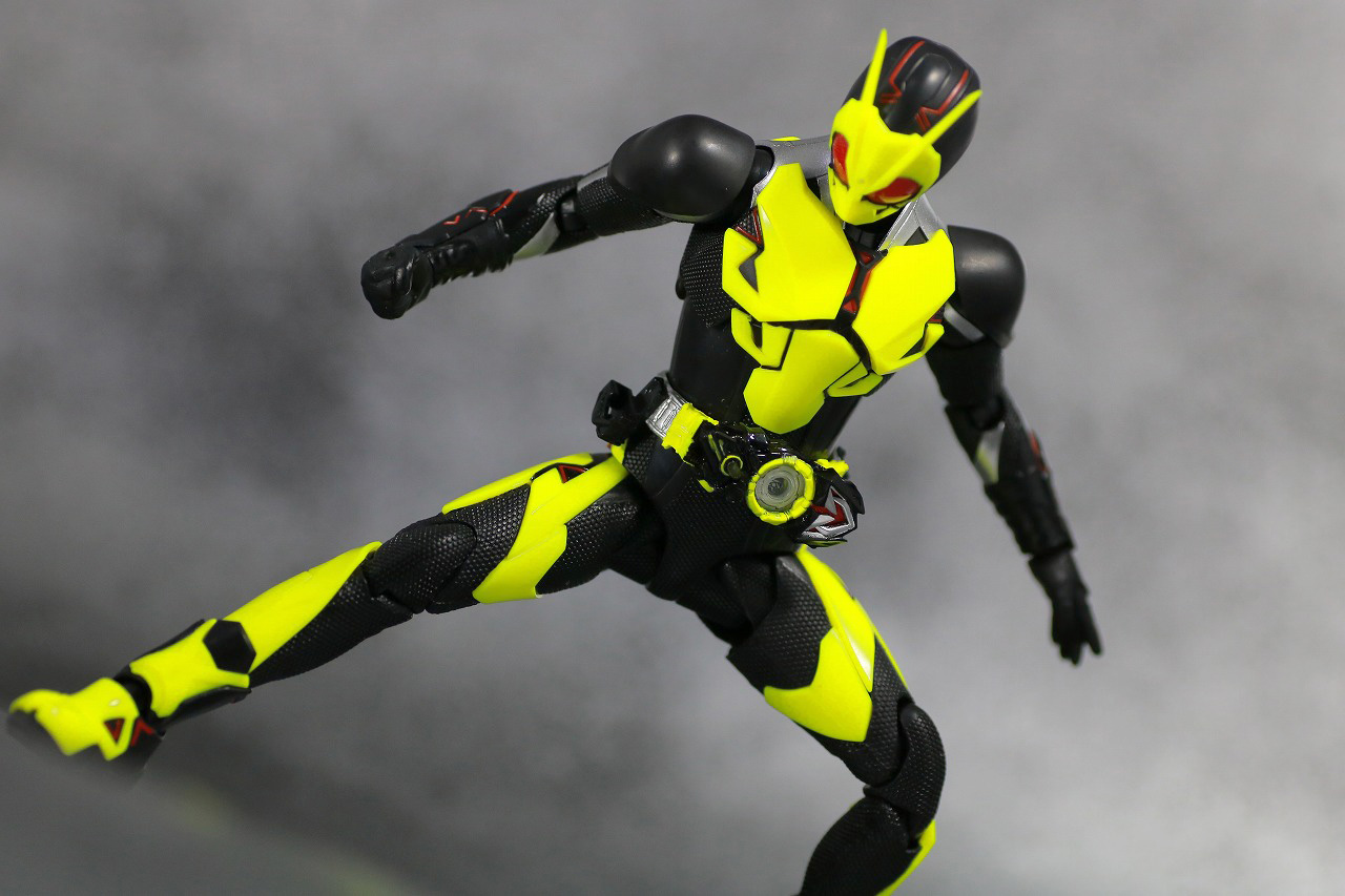 S.H.フィギュアーツ　仮面ライダーゼロワン　ライジングホッパー　レビュー　アクション