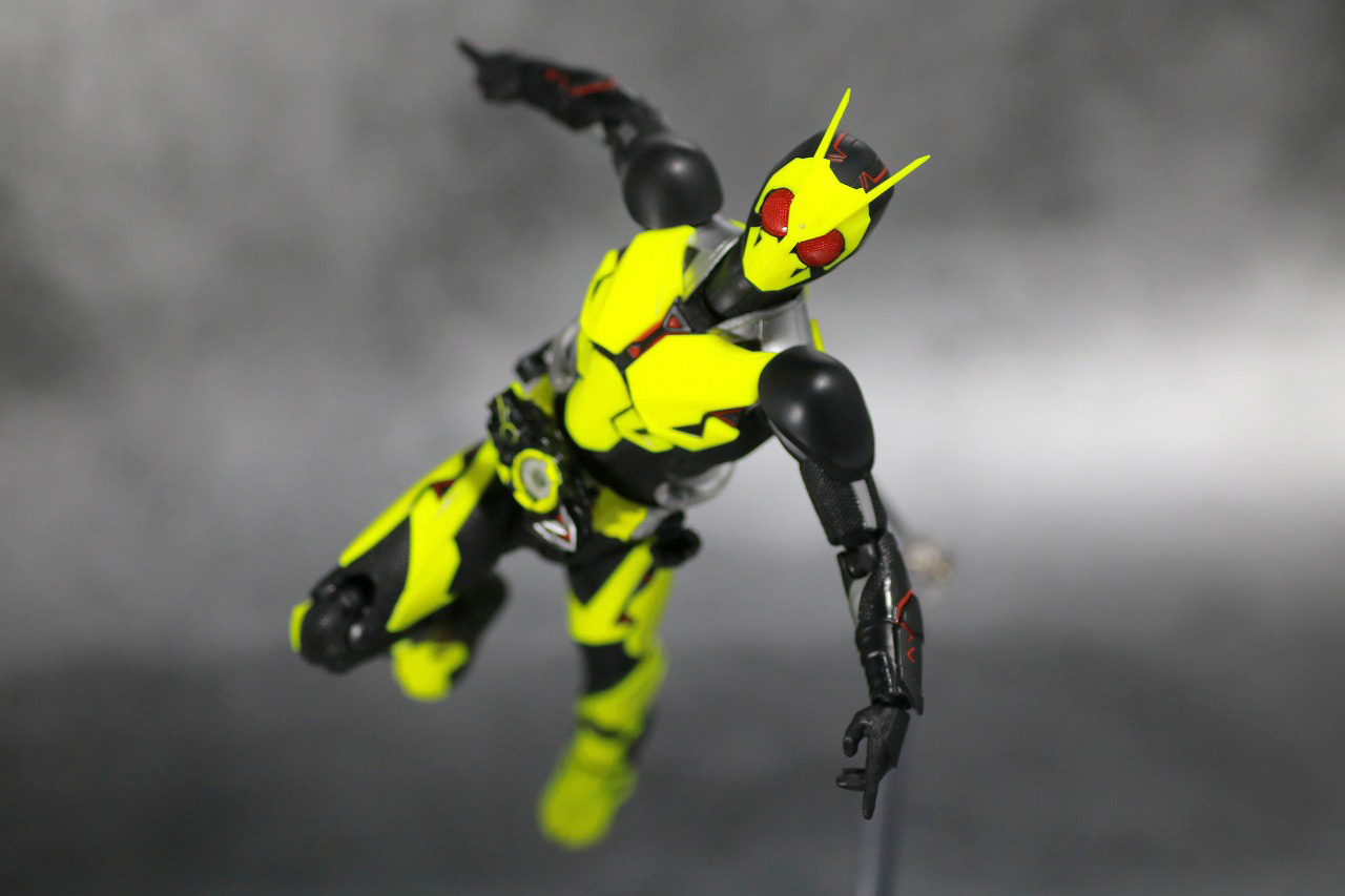 S.H.フィギュアーツ　仮面ライダーゼロワン　ライジングホッパー　レビュー　アクション