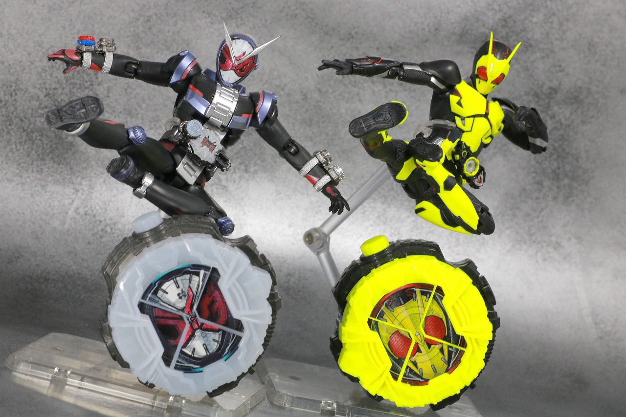 S.H.フィギュアーツ　仮面ライダーゼロワン　ライジングホッパー　レビュー　アクション　仮面ライダージオウ　ジオウライドウォッチ　ゼロワンライドウォッチ