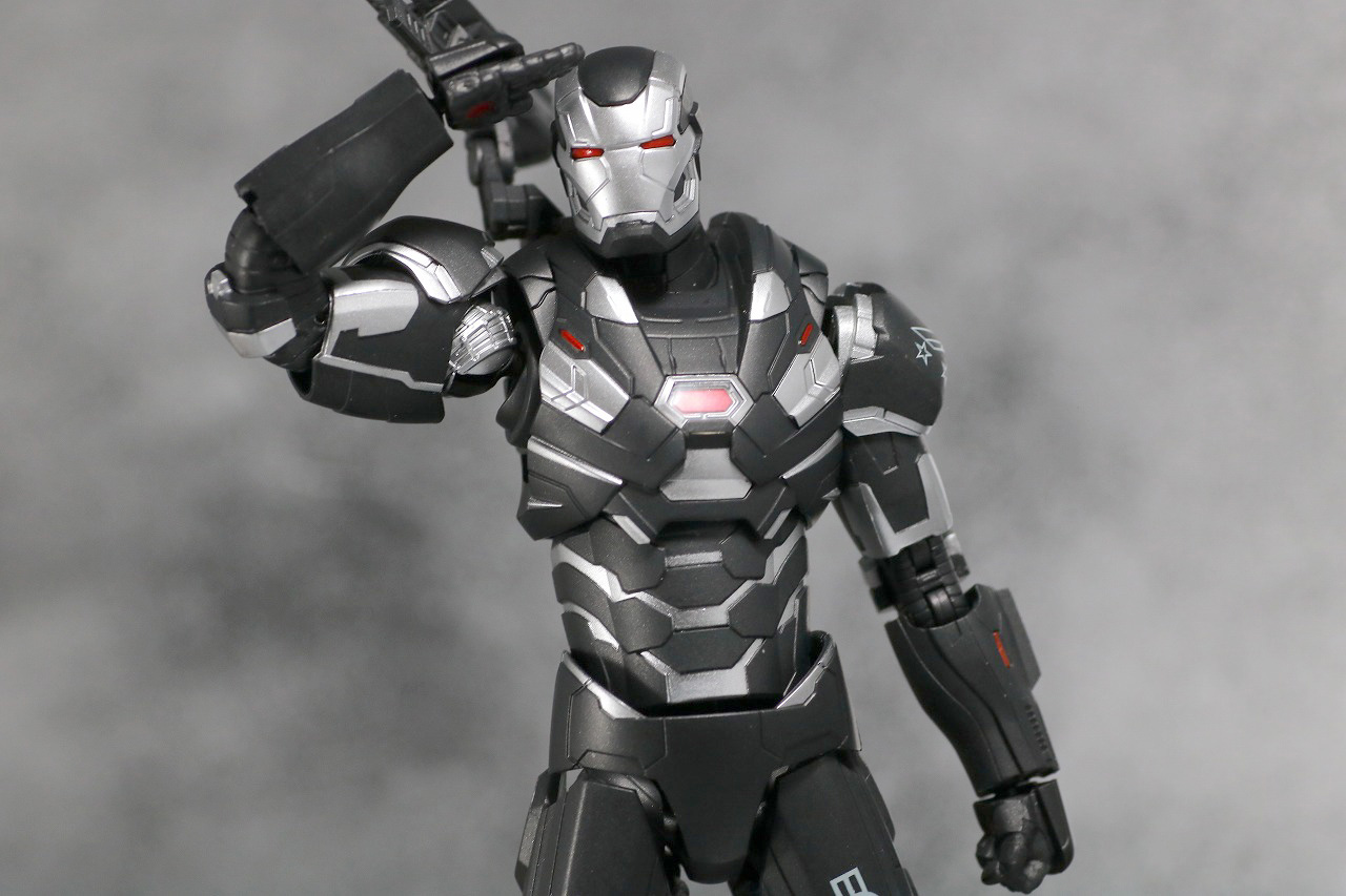 S.H.フィギュアーツ　ウォーマシン　マーク6　レビュー　アクション