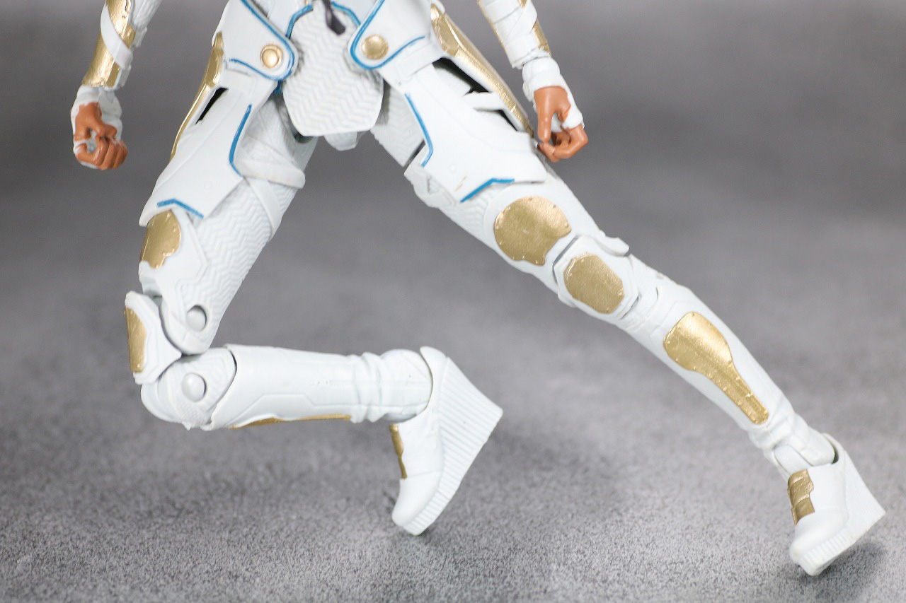 マーベルレジェンド　ヴァルキリー　ラグナロク　アベンジャーズ／エンドゲーム　レビュー　可動範囲