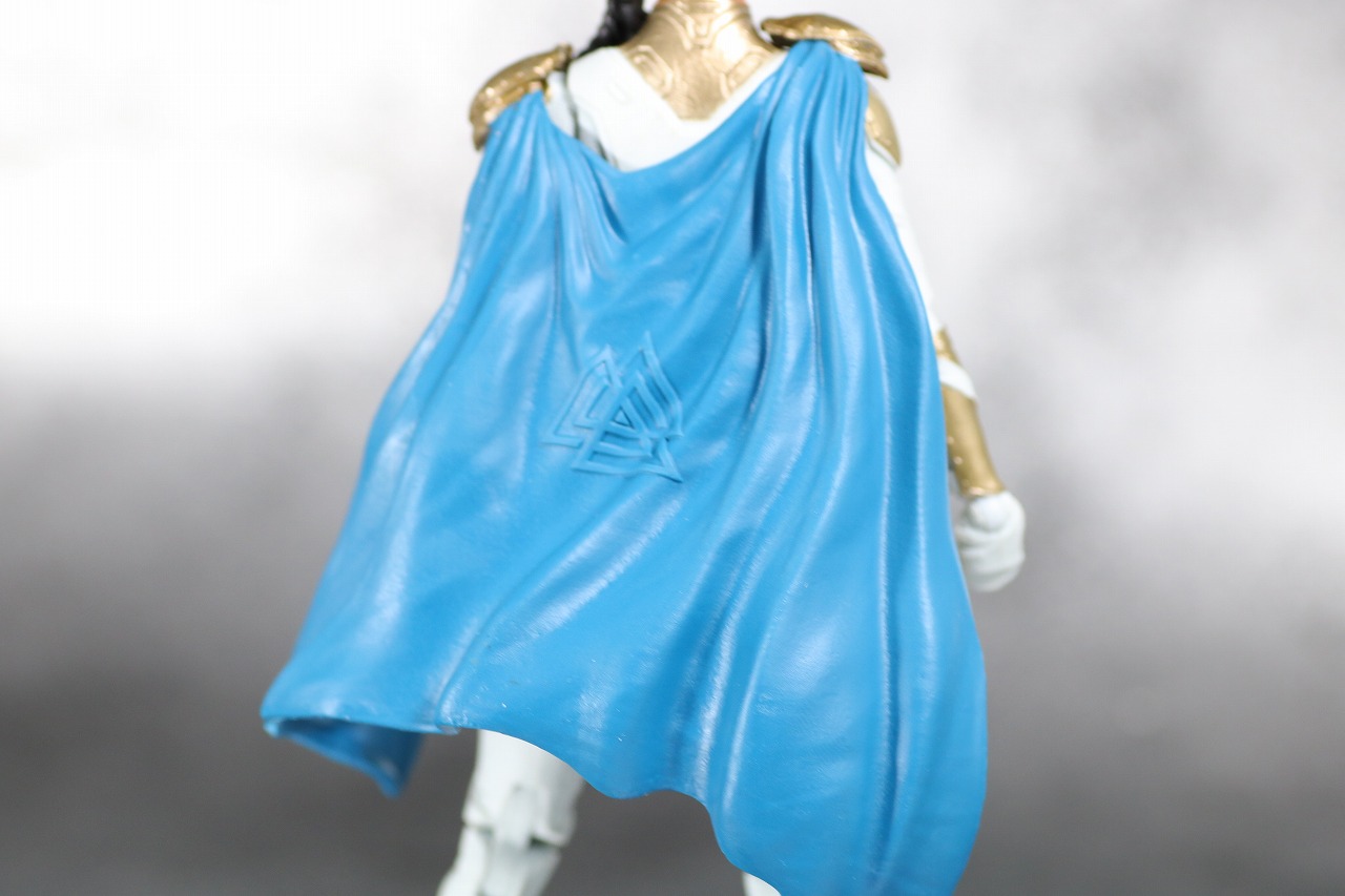 マーベルレジェンド　ヴァルキリー　ラグナロク　アベンジャーズ／エンドゲーム　レビュー　付属品　マント