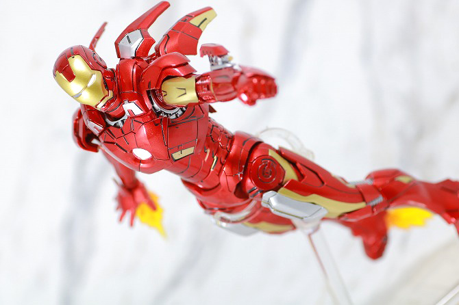 Comicave Studios コミケイブスタジオ　アイアンマン　マーク7　レビュー　全身　S.H.フィギュアーツ　アイアンマン　マーク7　アクション