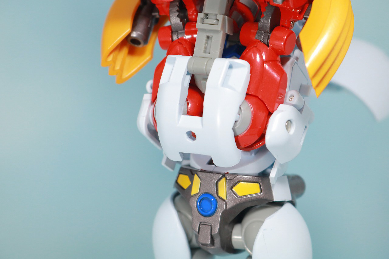 マスターピース　MP-48　ライオコンボイ　レビュー　ビーストモード　ロボットモード　変形　解説