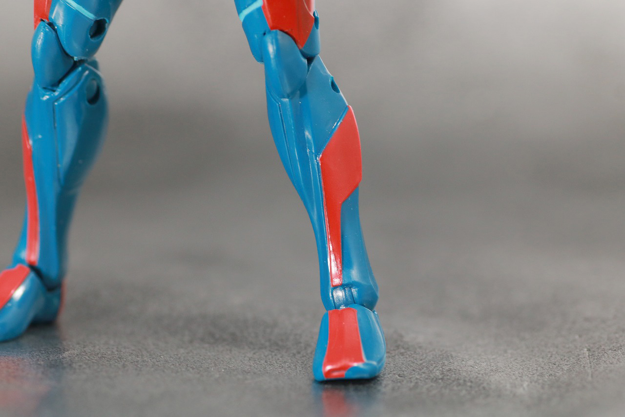 マーベルレジェンド　スパイダーマン　ベロシティスーツ　レビュー　全身