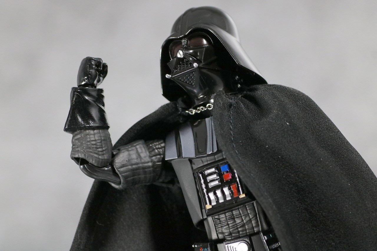 S.H.フィギュアーツ　ダースベイダー（Return of Jedi）　レビュー　アクション