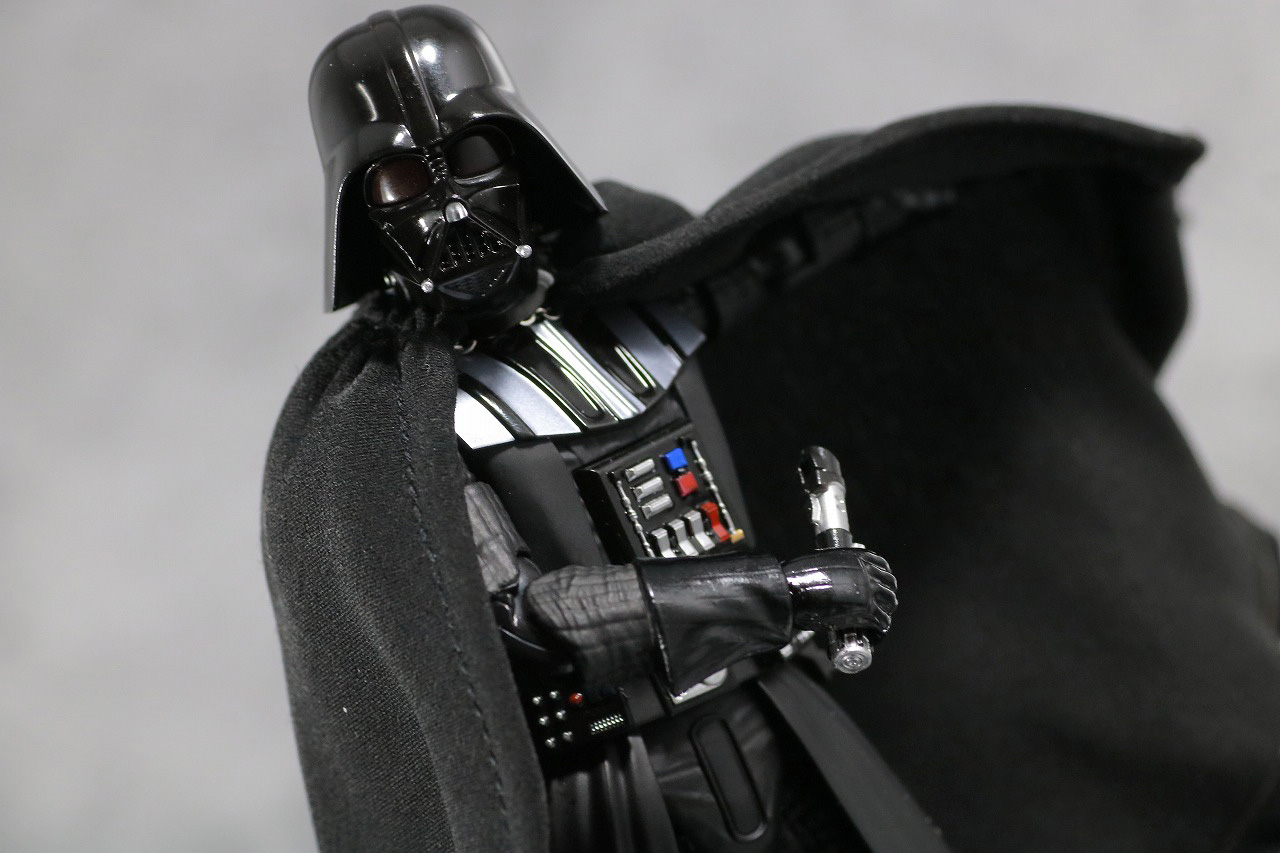S.H.フィギュアーツ　ダースベイダー（Return of Jedi）　レビュー　アクション