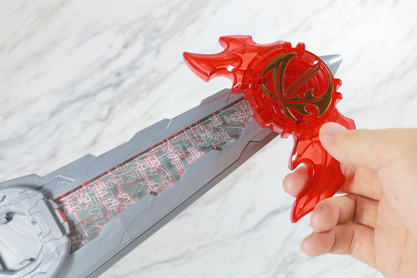 DX聖剣ソードライバー＆水勢剣流水エンブレム＆ライオン戦記ワンダーライドブック　レビュー　火炎剣烈火　エンブレム