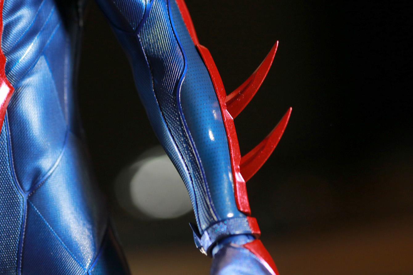 ホットトイズ　ビデオゲームマスターピース　スパイダーマン2099　レビュー　本体