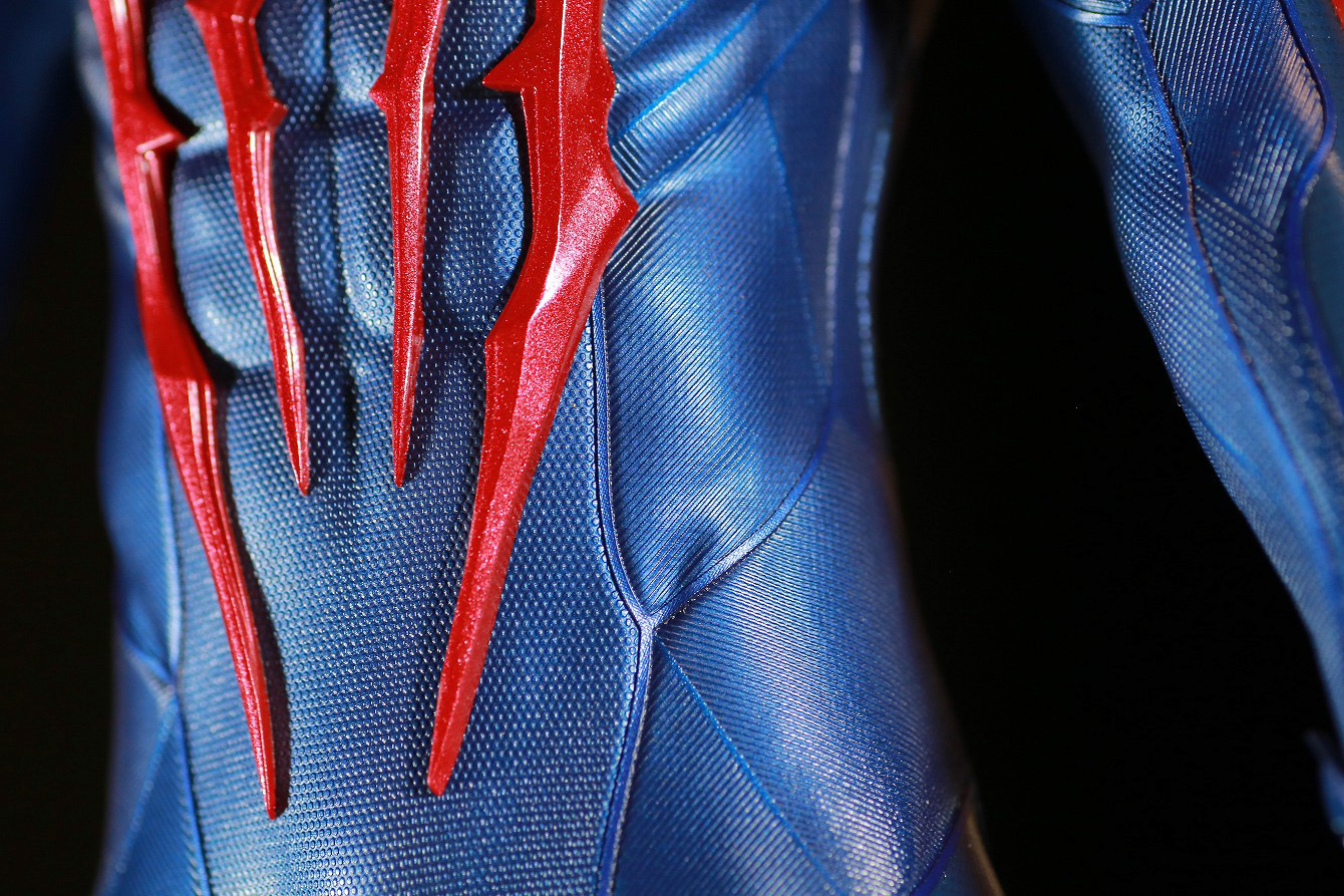 ホットトイズ　ビデオゲームマスターピース　スパイダーマン2099　レビュー　本体