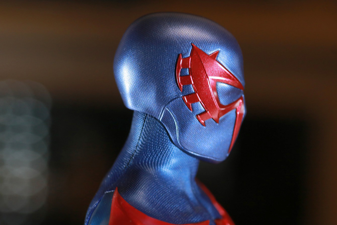 ホットトイズ　ビデオゲームマスターピース　スパイダーマン2099　レビュー　本体　頭部