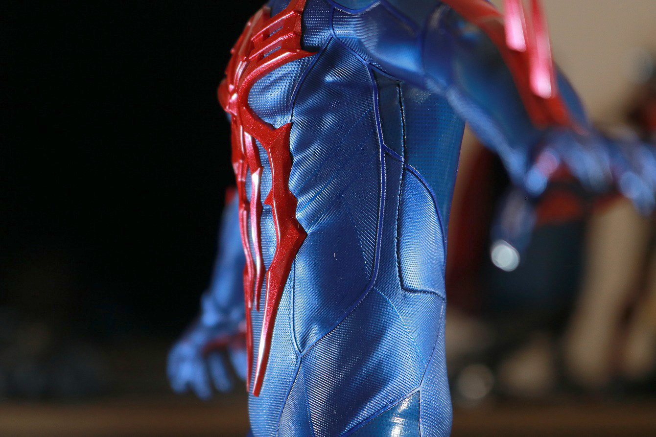 ホットトイズ　ビデオゲームマスターピース　スパイダーマン2099　レビュー　可動範囲　腰前後可動