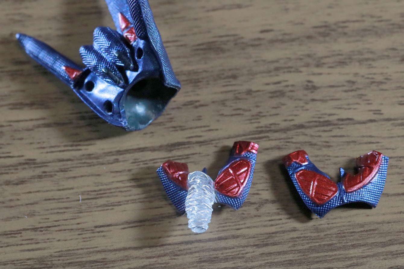 ホットトイズ　ビデオゲームマスターピース　スパイダーマン2099　レビュー　付属品　手首　スパイダーウェブパーツ