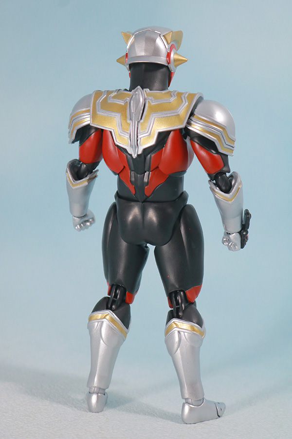 S.H.フィギュアーツ　ウルトラマンタイタス　レビュー　本体