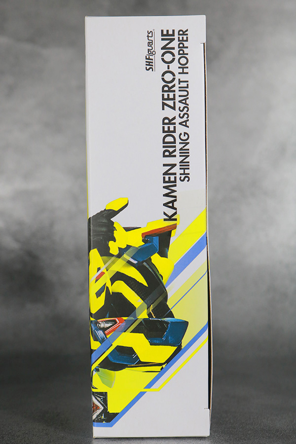 S.H.フィギュアーツ　仮面ライダーゼロワン　シャイニングアサルトホッパー　レビュー　パッケージ