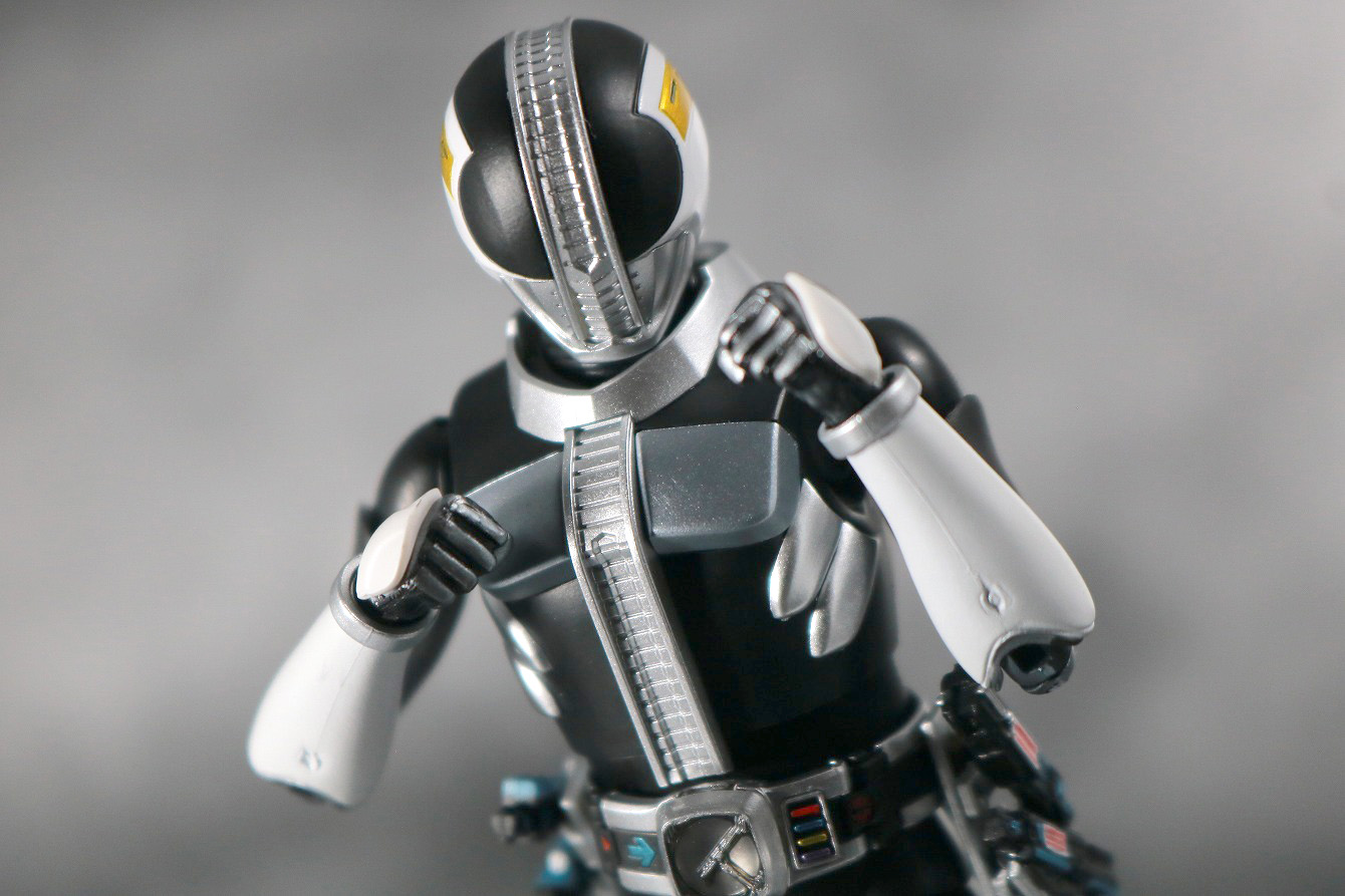 S.H.フィギュアーツ　仮面ライダー電王　プラットフォーム　真骨彫製法　レビュー