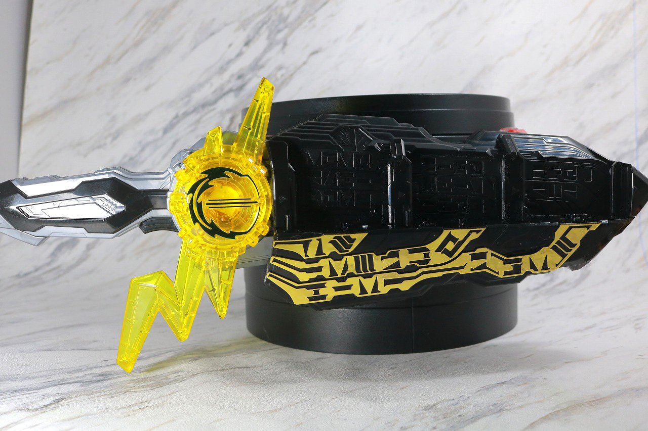 DX雷鳴剣黄雷エンブレム＆ランプドアラジーナワンダーライドブック　レビュー　音声