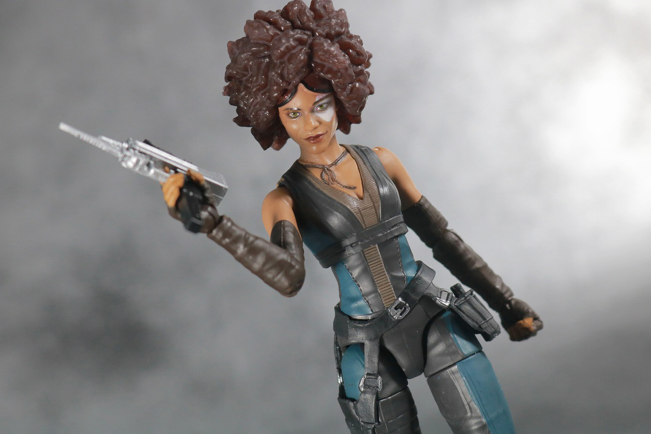 マーベルレジェンド　ドミノ（『デッドプール2』）　レビュー