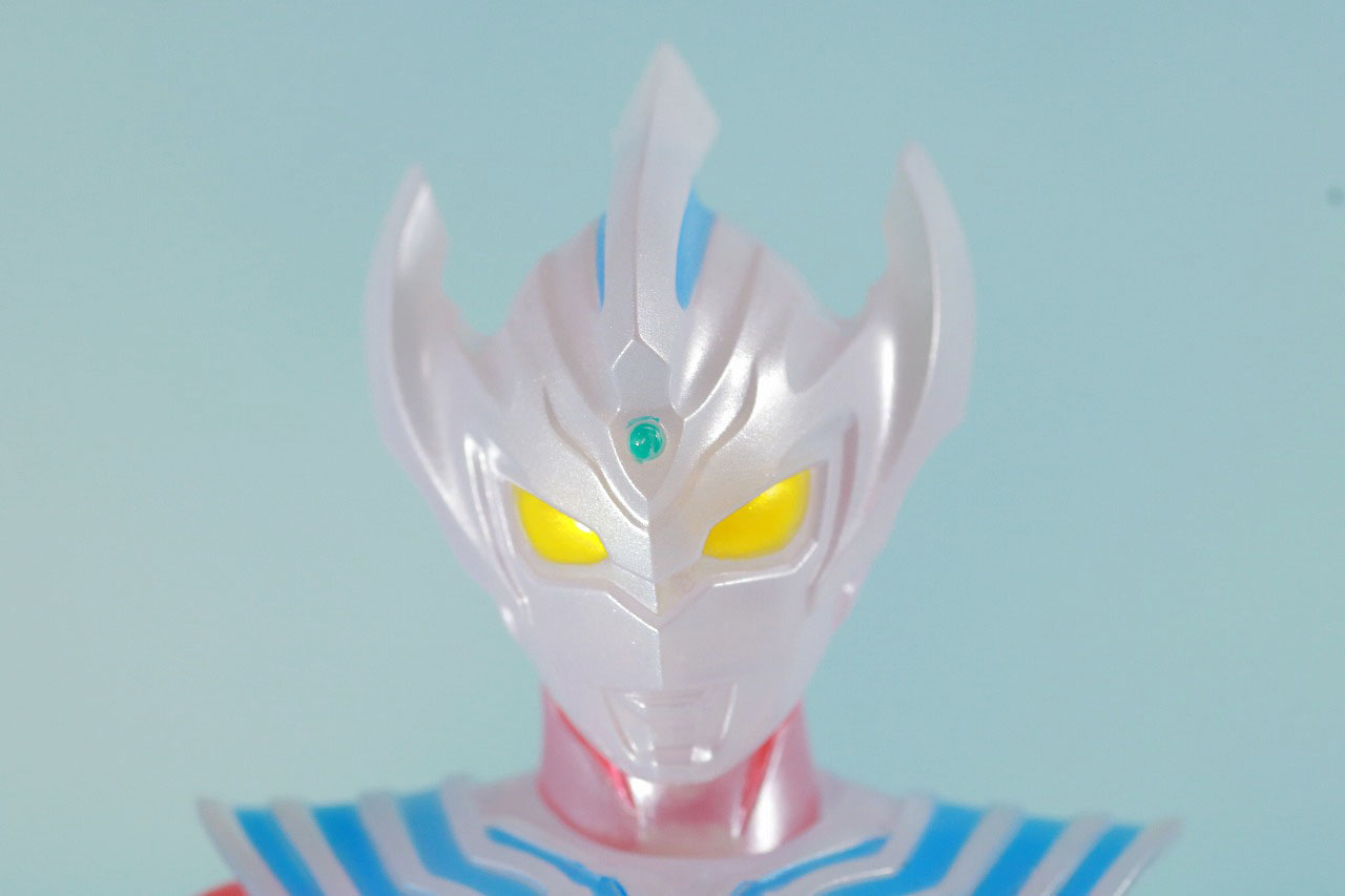 S.H.フィギュアーツ　ウルトラマンタイガ Special Clear Color Ver.　レビュー　本体