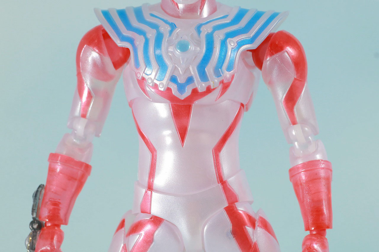 S.H.フィギュアーツ　ウルトラマンタイガ Special Clear Color Ver.　レビュー　本体