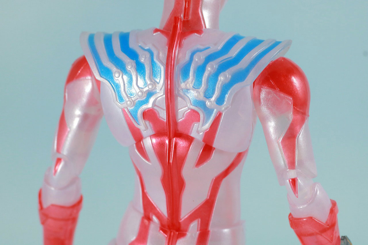 S.H.フィギュアーツ　ウルトラマンタイガ Special Clear Color Ver.　レビュー　本体