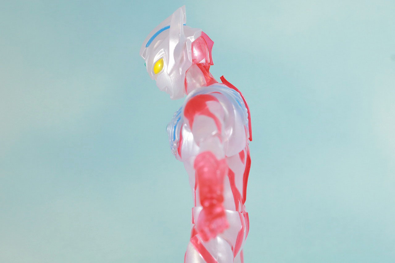 S.H.フィギュアーツ　ウルトラマンタイガ Special Clear Color Ver.　レビュー　可動範囲