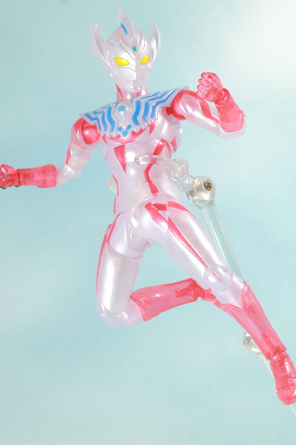 S.H.フィギュアーツ　ウルトラマンタイガ Special Clear Color Ver.　レビュー　アクション