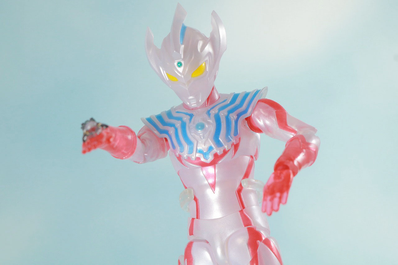 S.H.フィギュアーツ　ウルトラマンタイガ Special Clear Color Ver.　レビュー　アクション