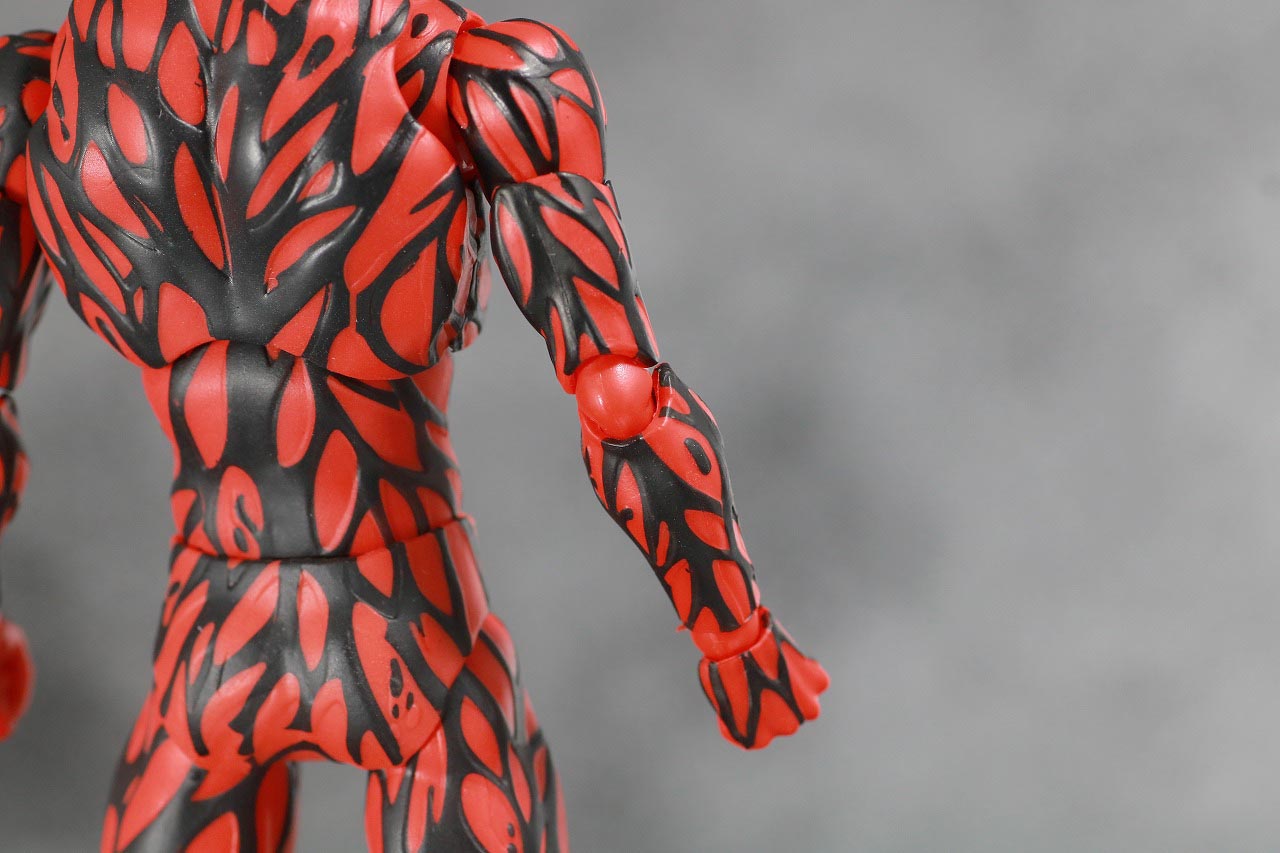 MAFEX　カーネイジ　COMIC Ver.　レビュー　本体