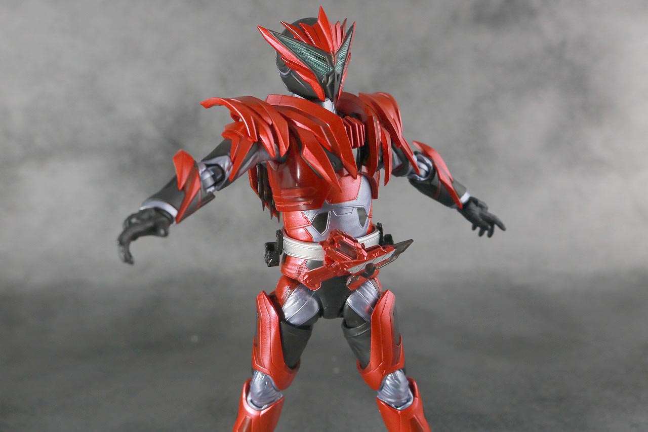 S.H.フィギュアーツ　仮面ライダー迅　バーニングファルコン　レビュー　可動範囲